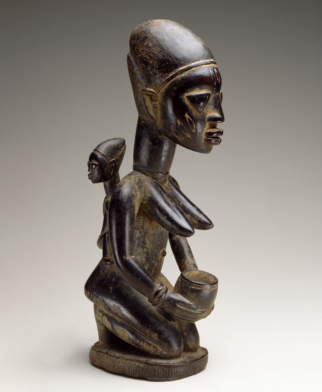 Mutter-und-Kind-Figur, Nigeria, spätes 19. Jahrhundert von Yoruba Culture