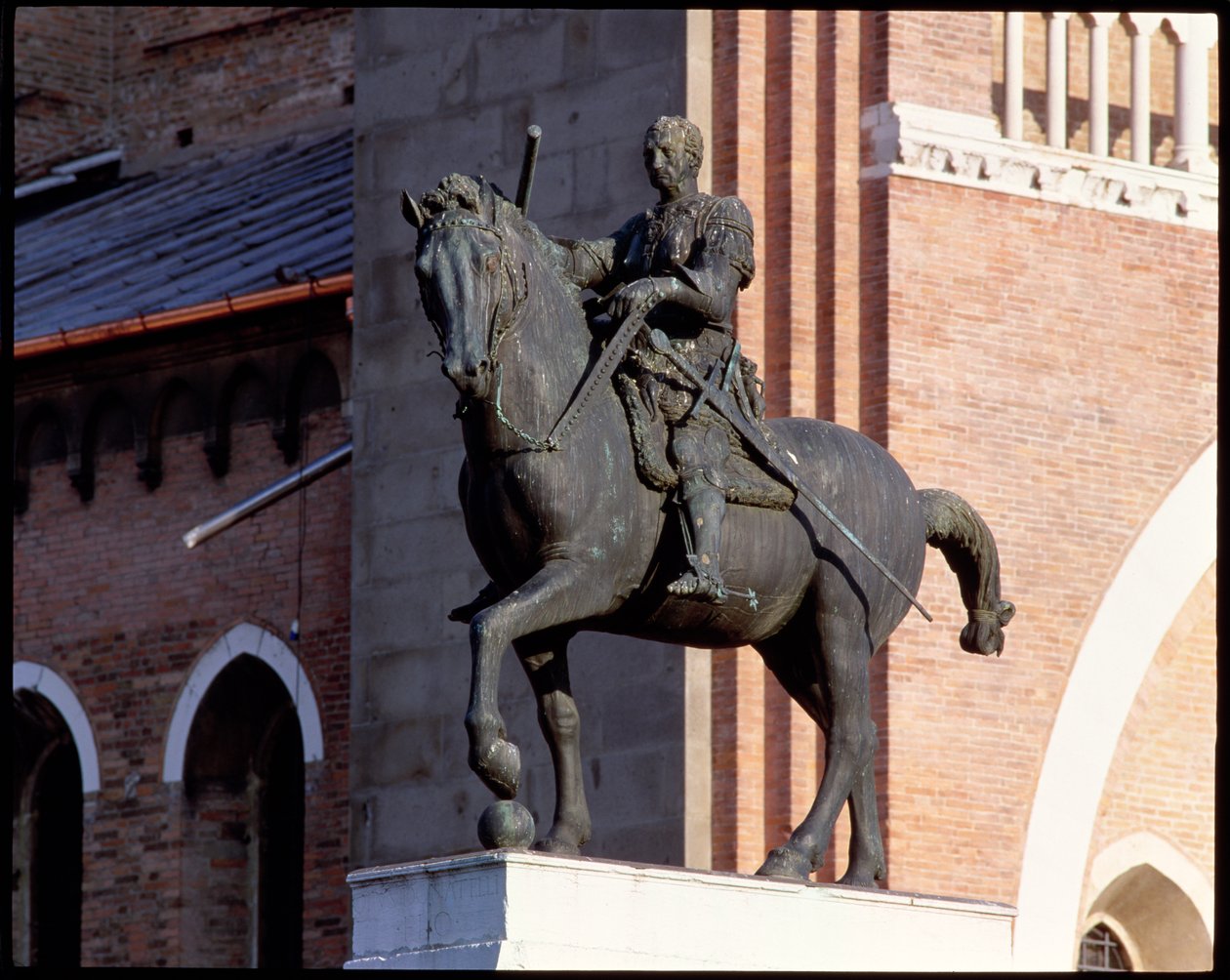 Reiterporträt von Gattamelata, 1453 (Bronze) von Donatello