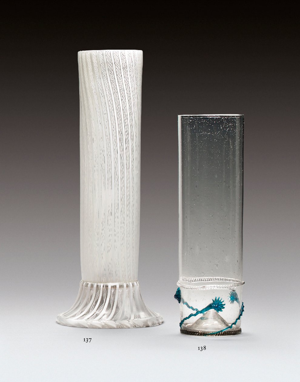 Ein Façon-de-Venise-Glas Komet-Becher, spätes 16. - 17. Jahrhundert (Glas) von Dutch School