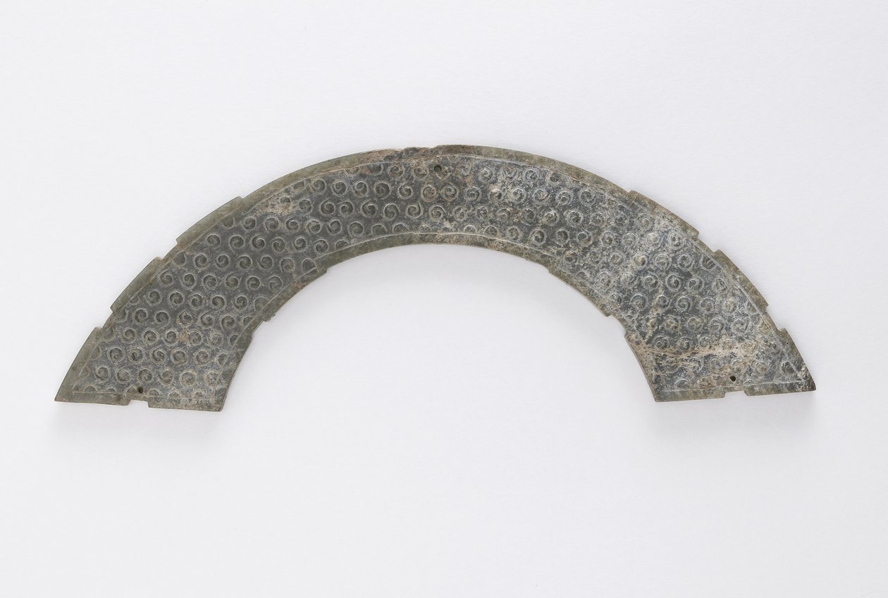 Dünne Platte in Kreisform geschnitten, vom Typ huang, Changsha, Provinz Hunan, 4.-3. Jahrhundert v. Chr. von Eastern Zhou Dynasty Chinese School