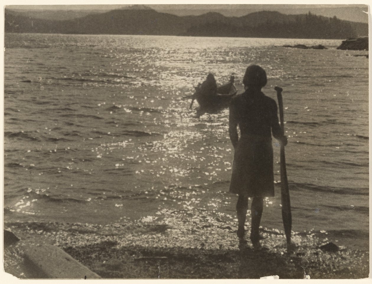 Entlang des nebligen Kupferpfades von Edward S. Curtis