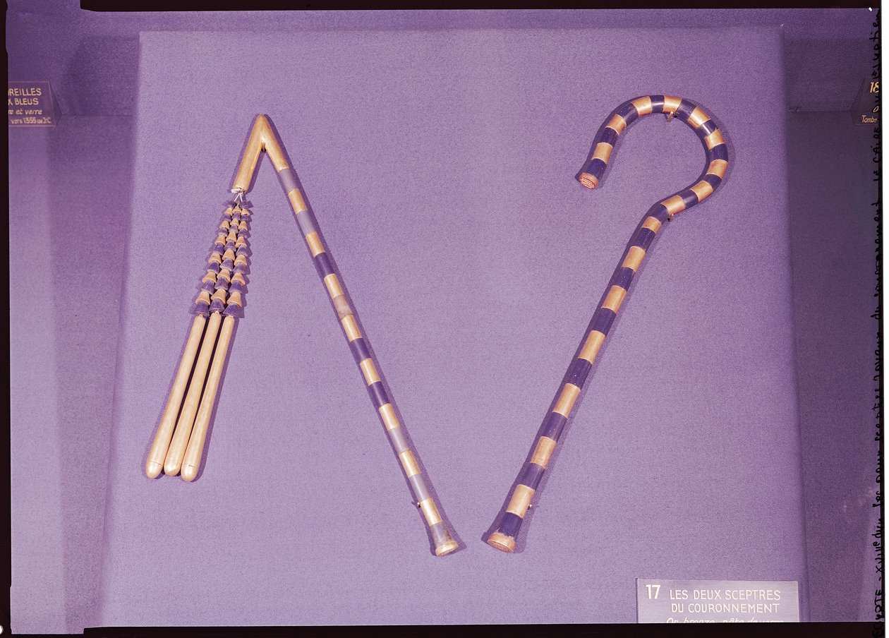 Krummstab und Geißel, aus dem Grab von Tutanchamun (ca. 1370-1352 v. Chr.) Neues Reich von Egyptian 18th Dynasty