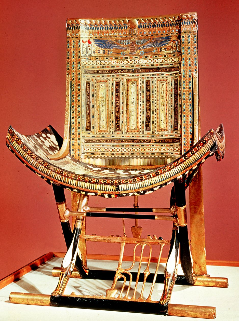 Der kirchliche Thron des Pharaos, aus dem Grab von Tutanchamun (ca. 1370-52 v. Chr.) Neues Reich (intarsiertes Holz) von Egyptian 18th Dynasty