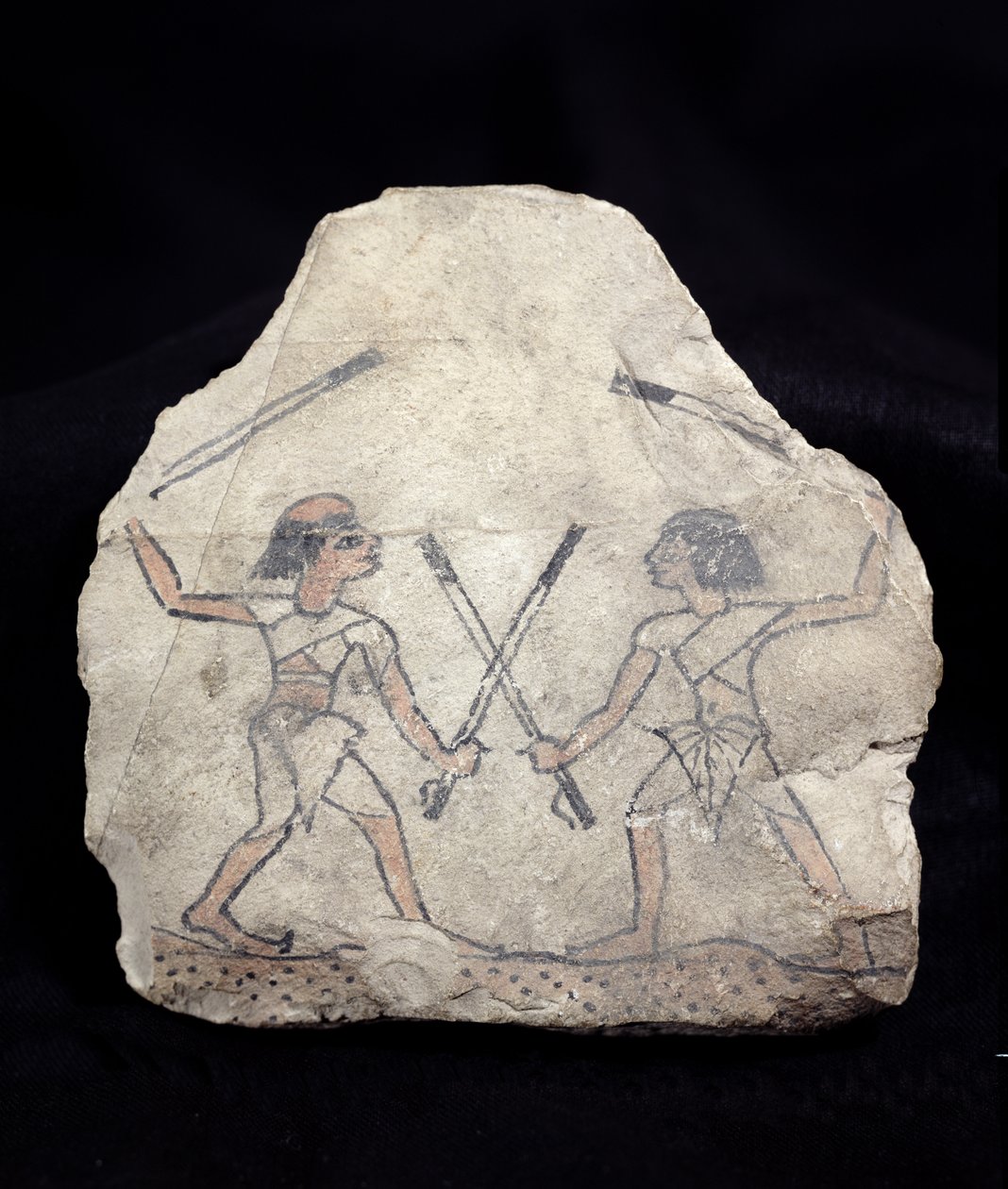 Ostrakon, das zwei Männer zeigt, die mit Stöcken kämpfen, aus Deir El-Medina, Neues Reich von Egyptian 19th Dynasty