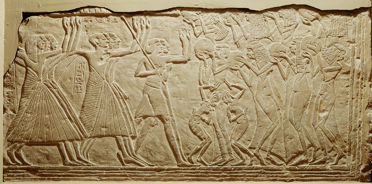 Relief, das einen Trauerzug darstellt, aus Saqqara (Kalkstein) von Egyptian 19th Dynasty