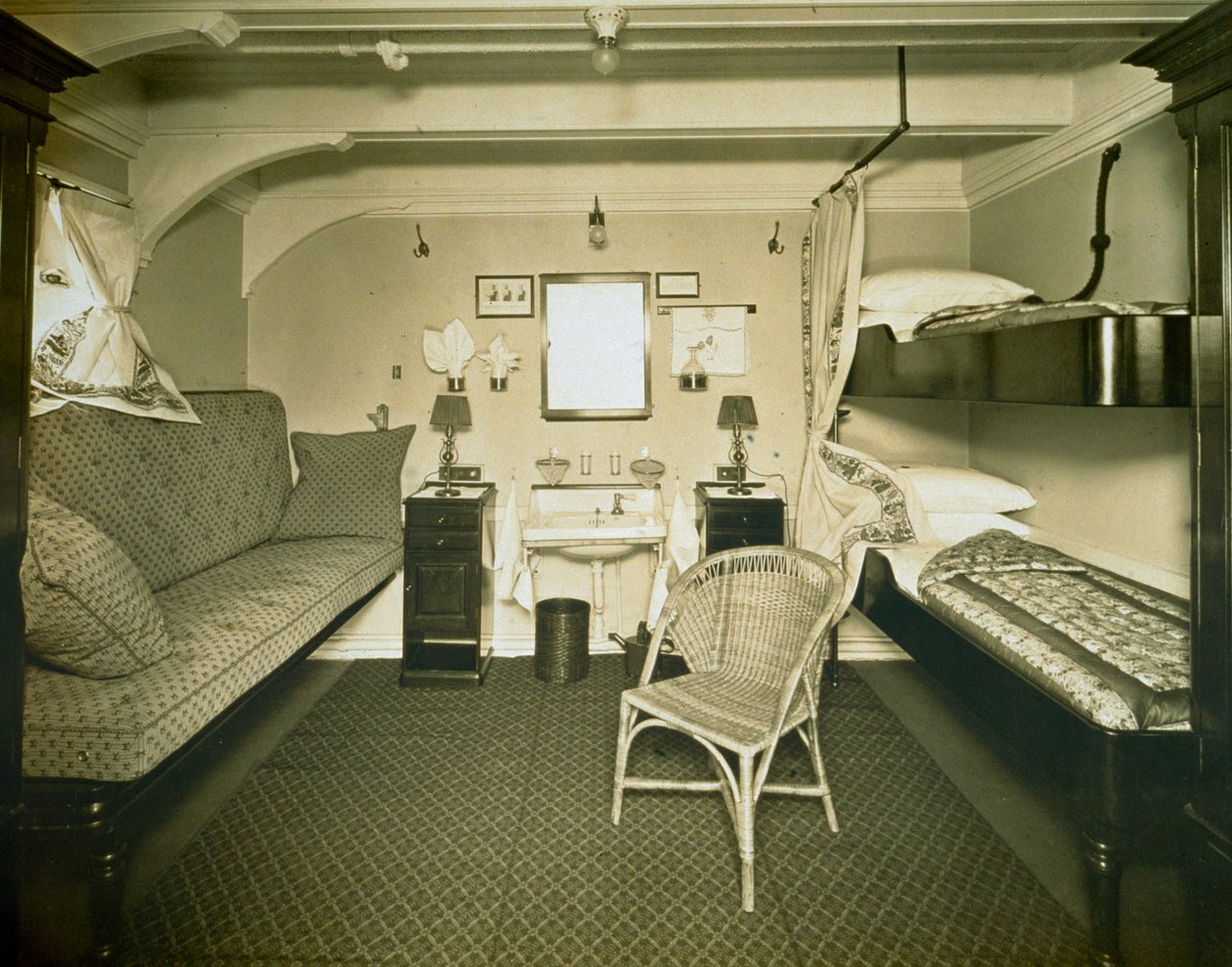 Kabine an Bord der RMS Samaria von English Photographer