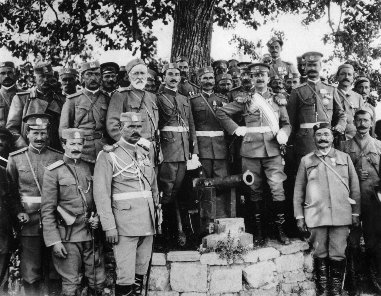 Gruppenporträt in Montenegro, 1913 von English Photographer