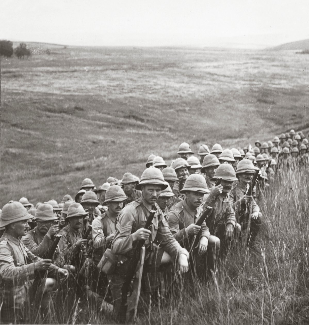 Unsere Reserven warten auf Befehle, um zu ihren neuen Positionen an den Hängen von Cape Helles vorzurücken, 1915 von English Photographer