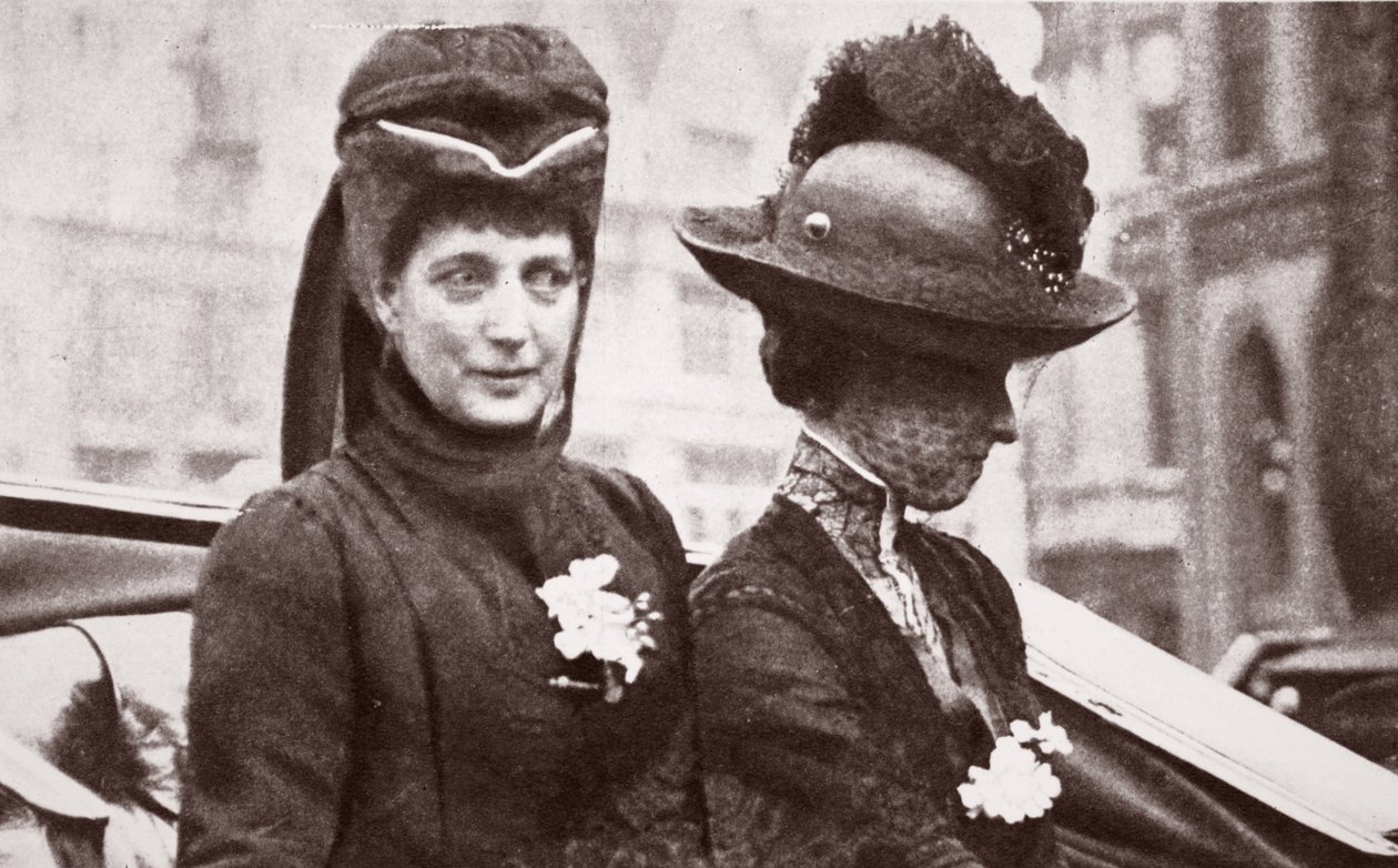 Königin Alexandra, der erste Alexandra Rose Day, 1912 von English Photographer