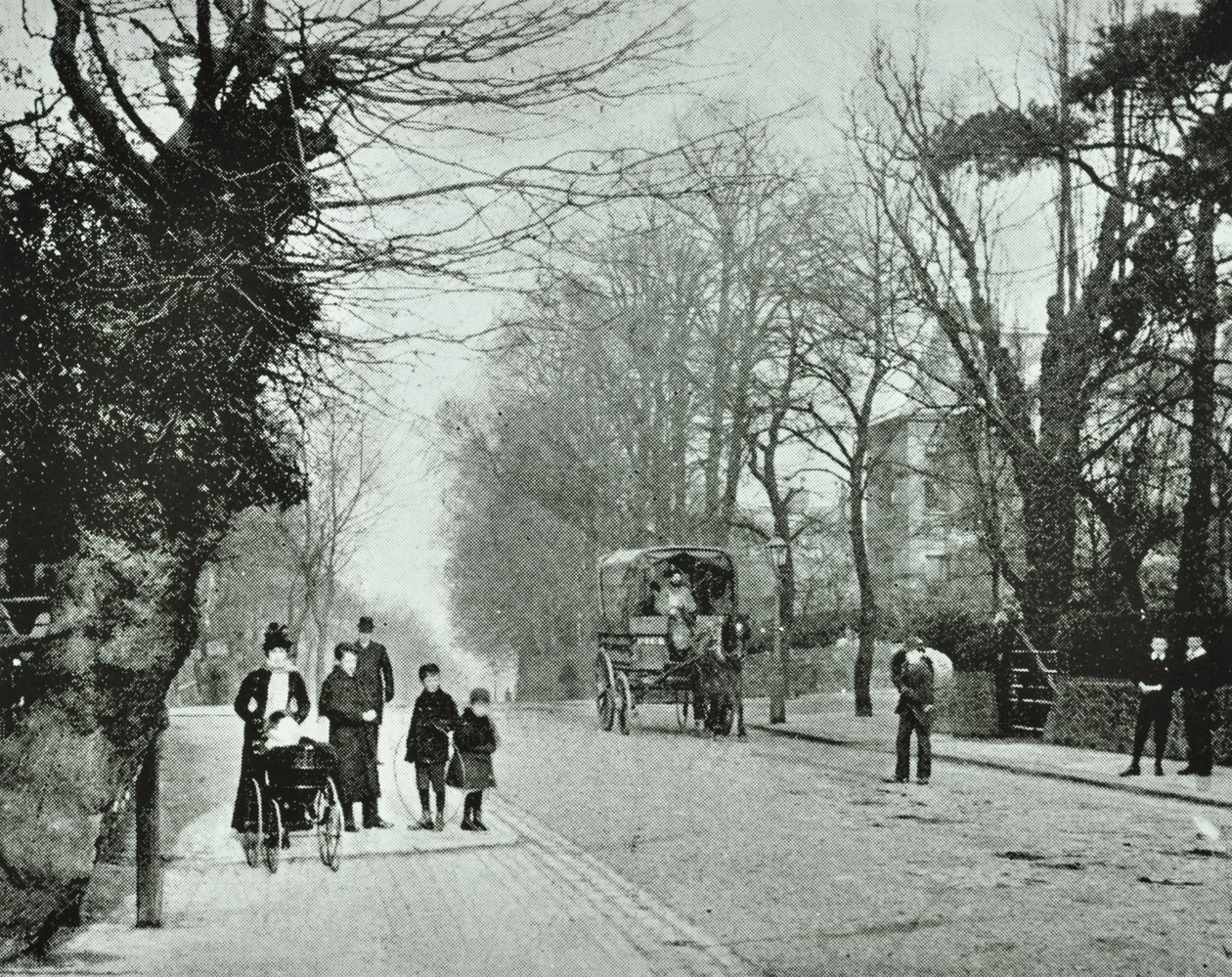 Crouch End Hill, Crouch End, 1894 von English Photographer