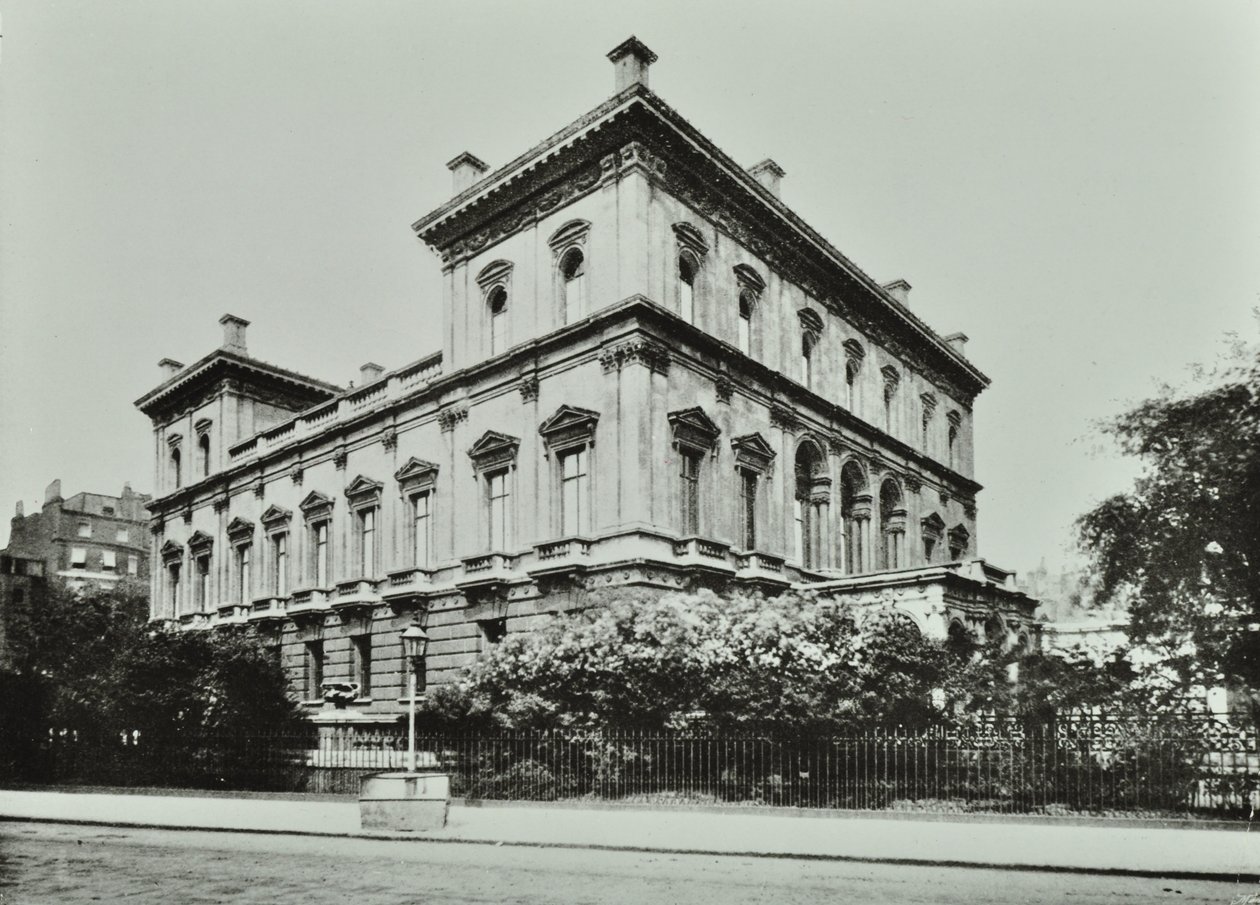 Dorchester House, Park Lane, Westminster LB, 1896 von English Photographer