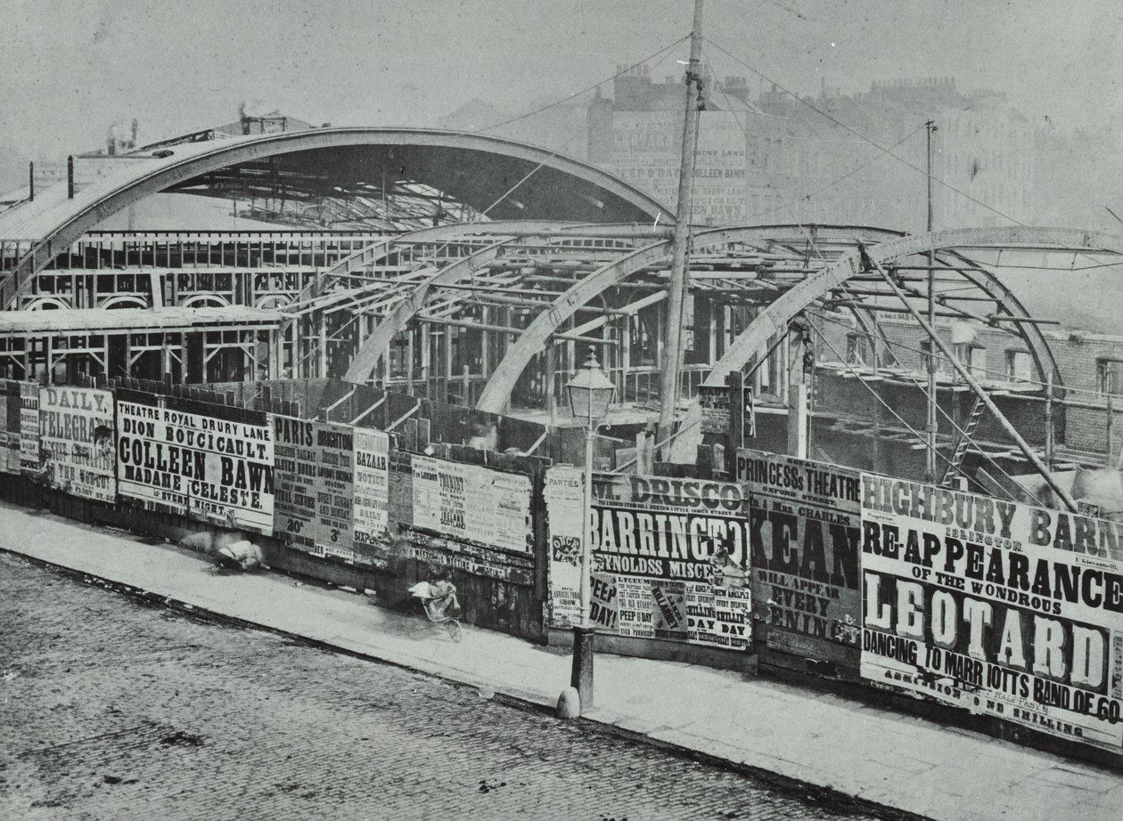 Kings Cross Station: Bauarbeiten im Gange, 1862 von English Photographer