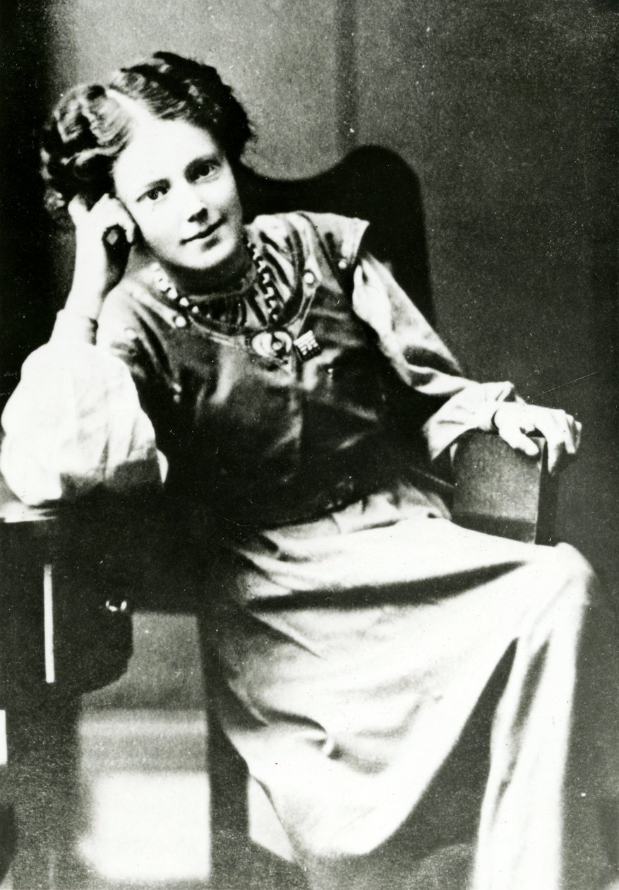 Porträt von Mary Eleanor Gawthorpe, ca. 1909 von English Photographer
