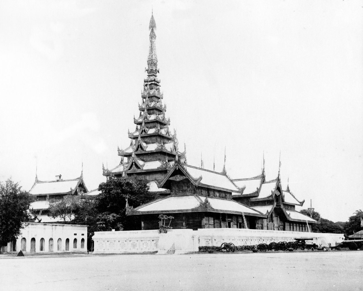 Die Große Audienzhalle im Königspalast, Mandalay von English Photographer