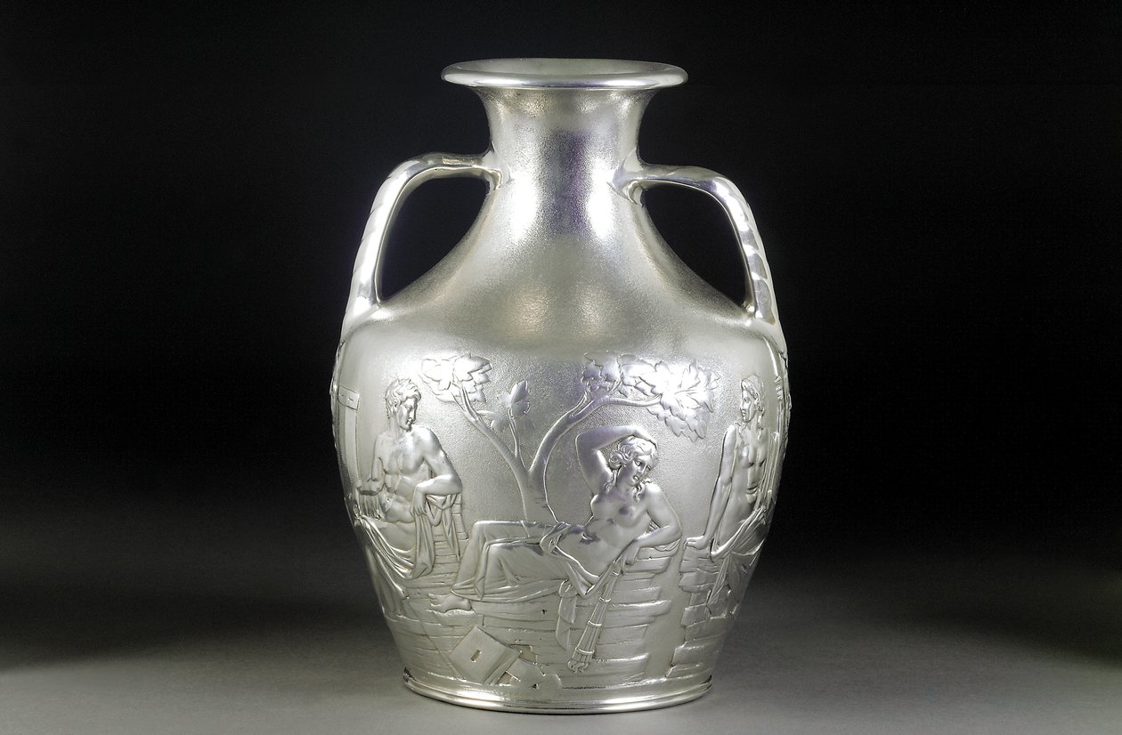 Eine viktorianische Silberreplik der Portland-Vase, 1844 von English School