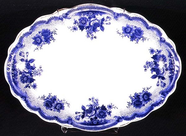 Albertoli-Muster Staffordshire-Teller, ca. 1860 (Keramik) von English School