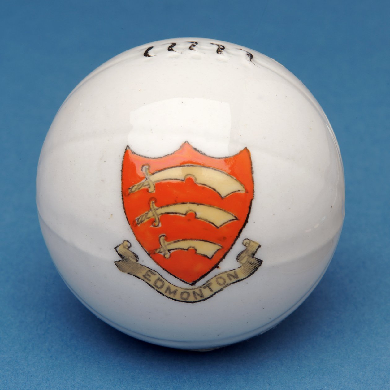 Wappen-Souvenir-Miniaturfußball mit Übertragung des Edmonton Wappens von English School