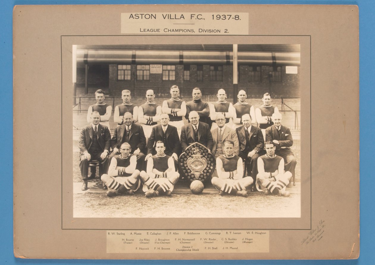 Aston Villa F.C., 1937-38, Meister der Liga, Division 2 von English School