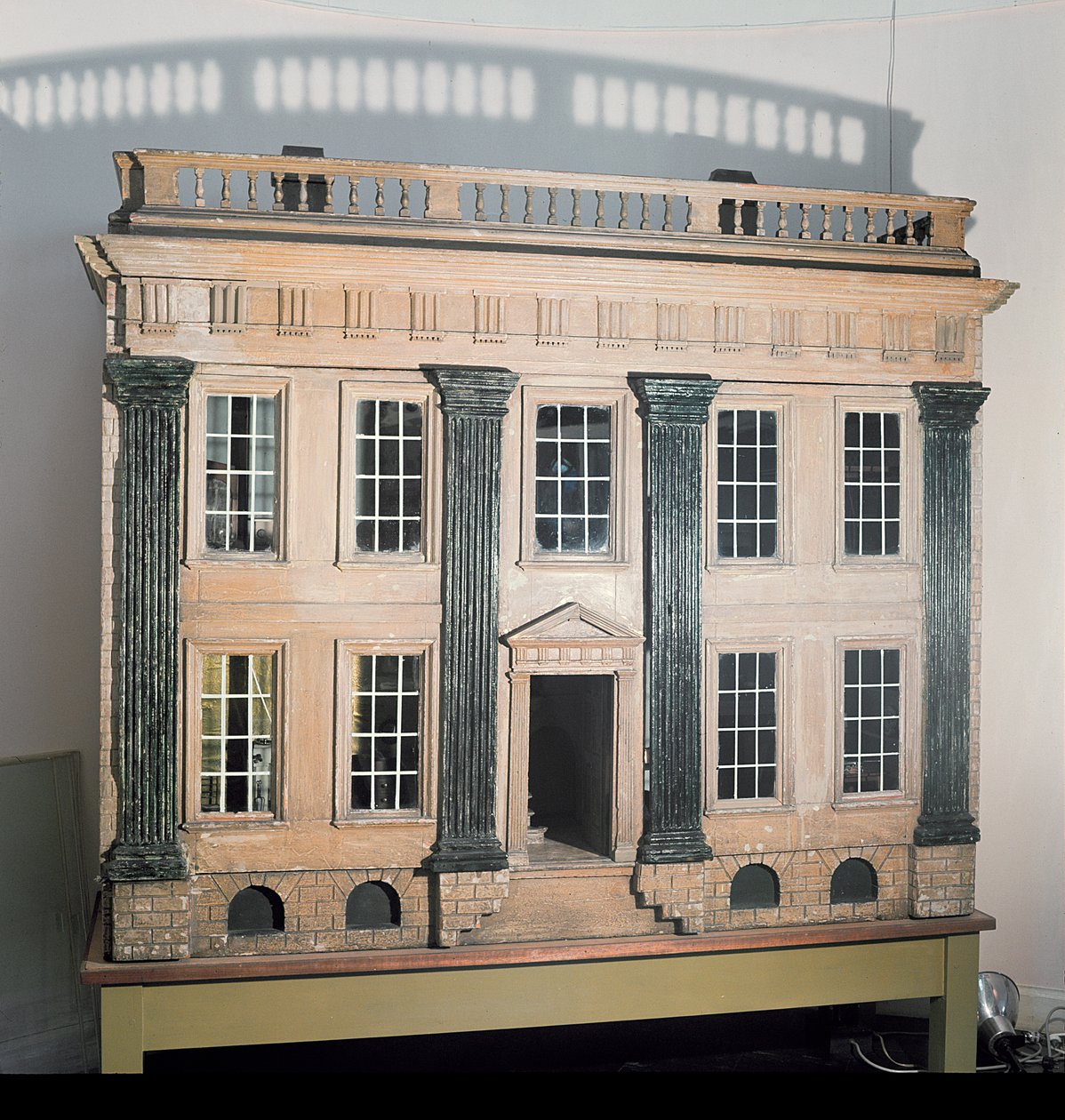 Das Große Haus Englisches Puppenhaus, ca. 1750, vermutlich aus Cheshire oder Lancashire von English School