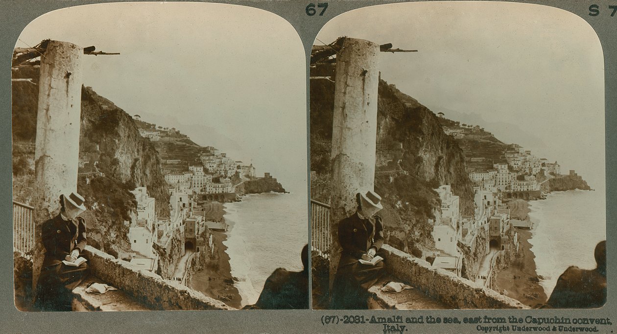 Die Küste von Amalfi und die Bucht von Salerno von einem umgebauten Kloster, stereoskopische Ansicht von English School