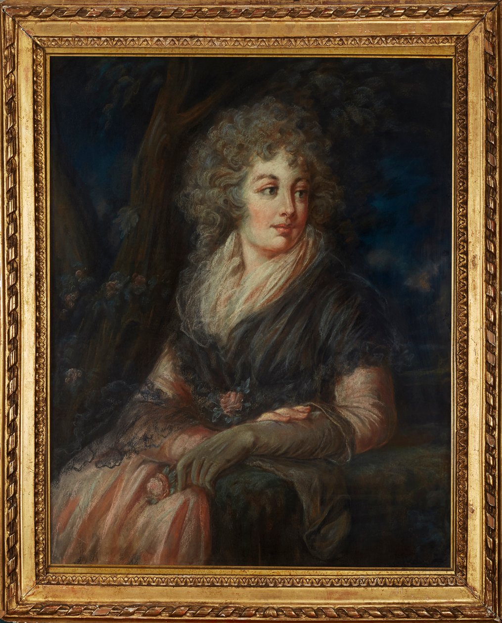 Dreiviertelporträt einer Dame im Kleid des 18. Jahrhunderts von English School