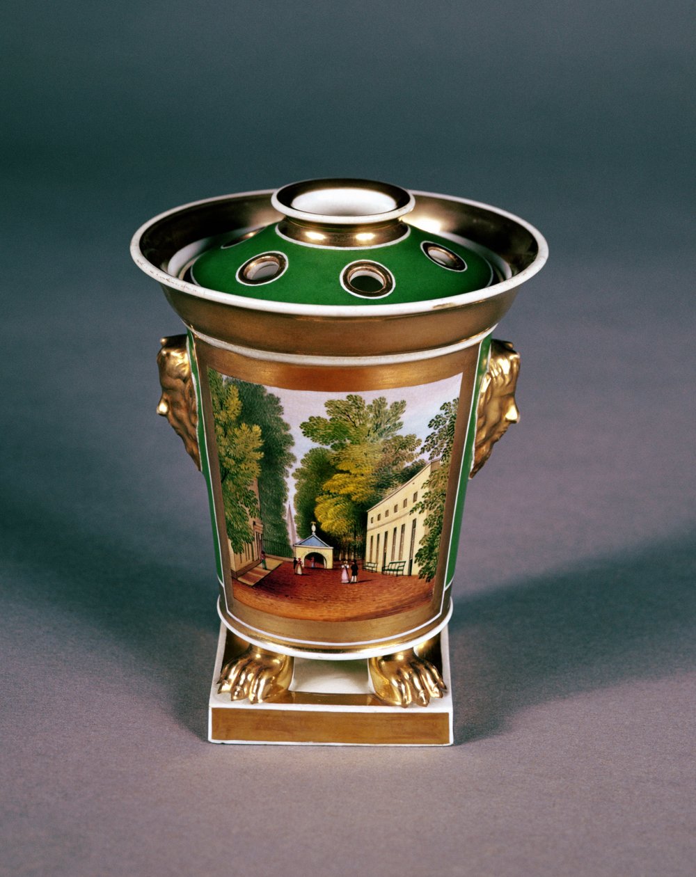 Worcester Potpourri-Gefäß mit Ansicht des Well Walk, Cheltenham von English School English School