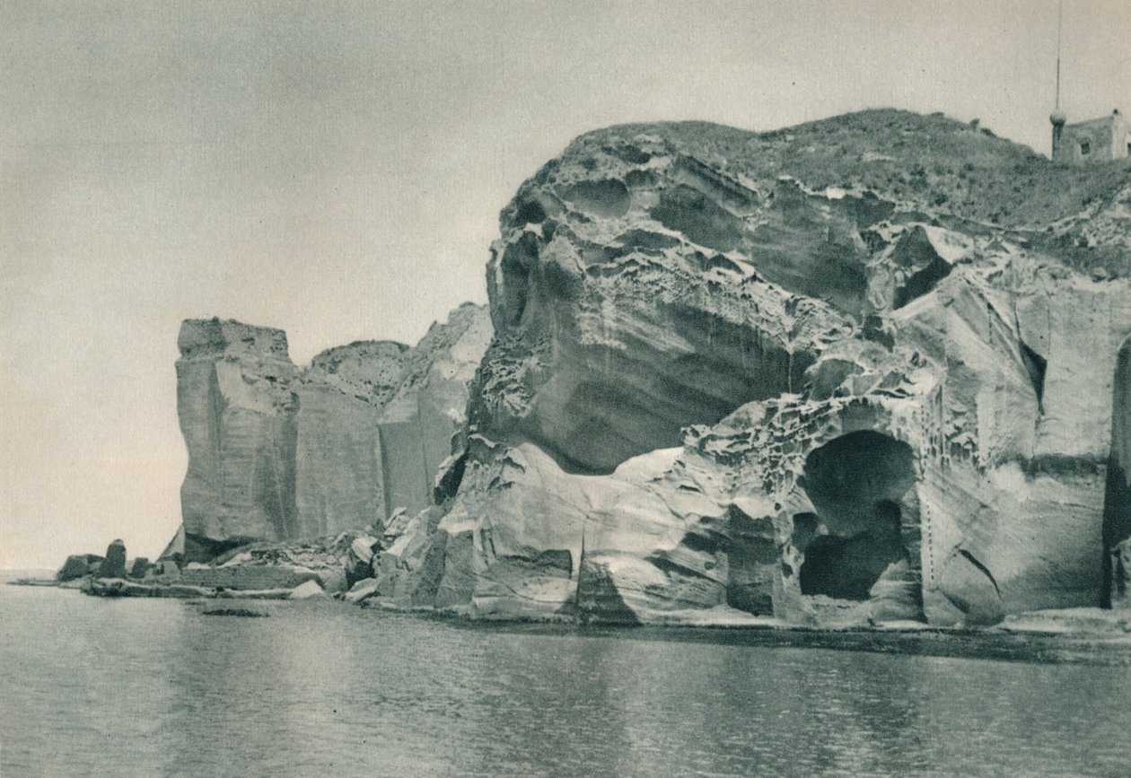 Eingang zu einer Schwefelquelle, Ischia, Italien, 1927 von Eugen Poppel