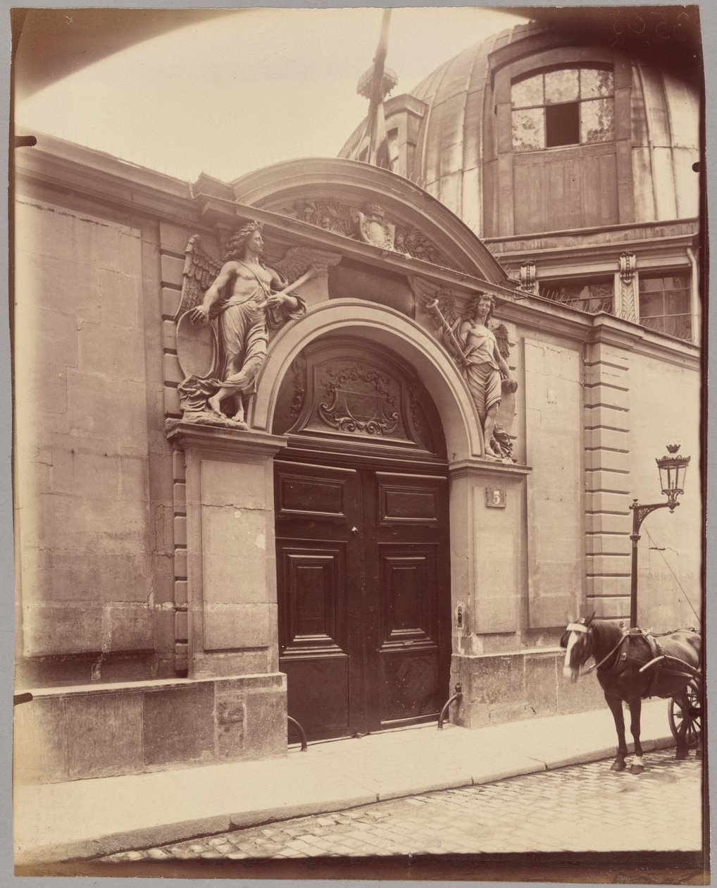 Kunstgewerbeschule, 5 Rue de l