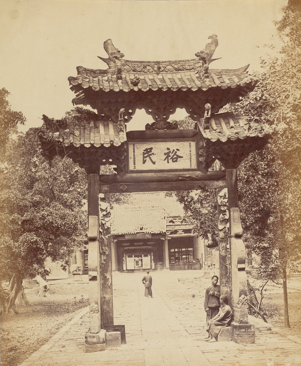 Eingang zur Schatzkammer, Kanton, 10. April 1860 von Felice Beato