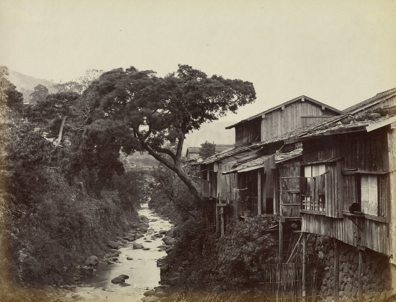 Heimatstadt von Nagasaki von Felice Beato