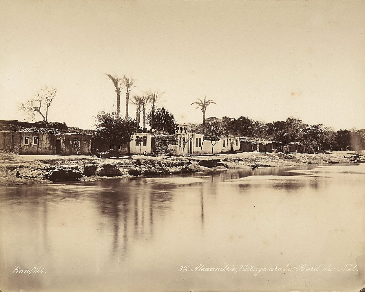 Alexandria, Ägypten: ein arabisches Dorf am Ufer des Nils von Félix Bonfils