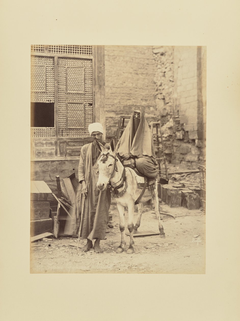 Ägyptische Frau mit Esel von Félix Bonfils