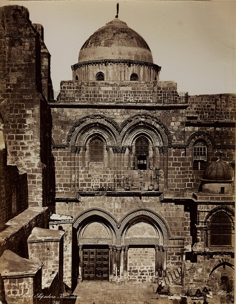 Album Palästina 1887: Die Basilika des Heiligen Grabes in Jerusalem von Félix Bonfils