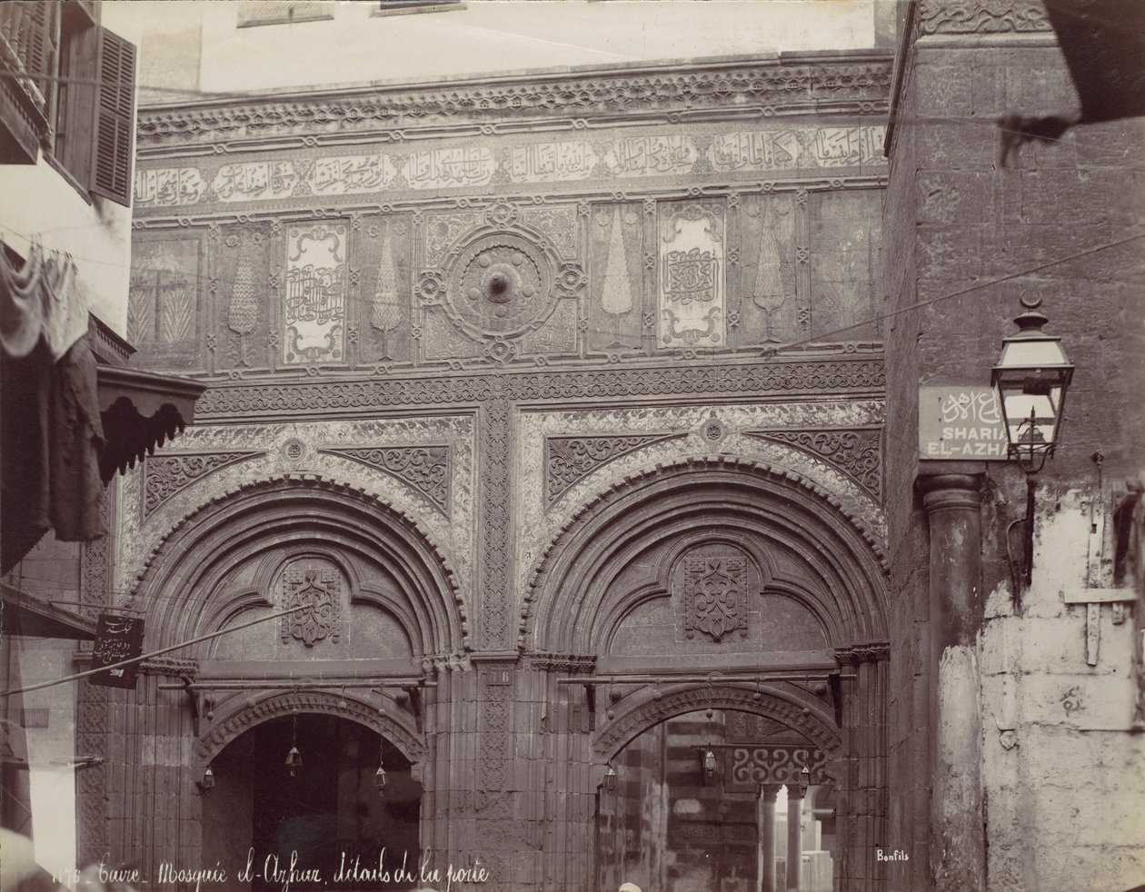 Kairo. Moschee el-Arhar, Details der Tür, 1870er Jahre von Félix Bonfils