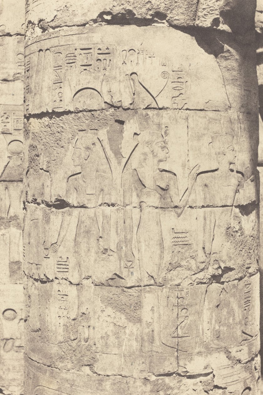 Karnak Theben, Palast--Hypostylhalle--Zentrale Kolonnade--Dekoration eines Schaftes von Félix Teynard