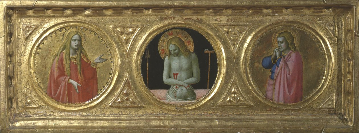 Christus als Schmerzensmann flankiert von der heiligen Maria Magdalena und dem heiligen Johannes dem Evangelisten von Fra Angelico