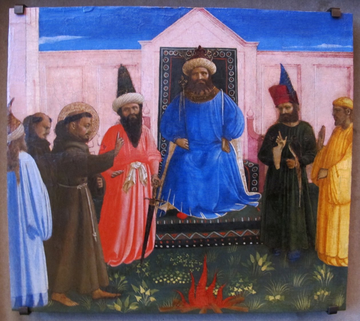 Die Feuerprobe, St. Franziskus bietet an, durch Feuer zu gehen, um den Sultan von Ägypten zu bekehren (Legenda maior, IX, 8) von Fra Angelico