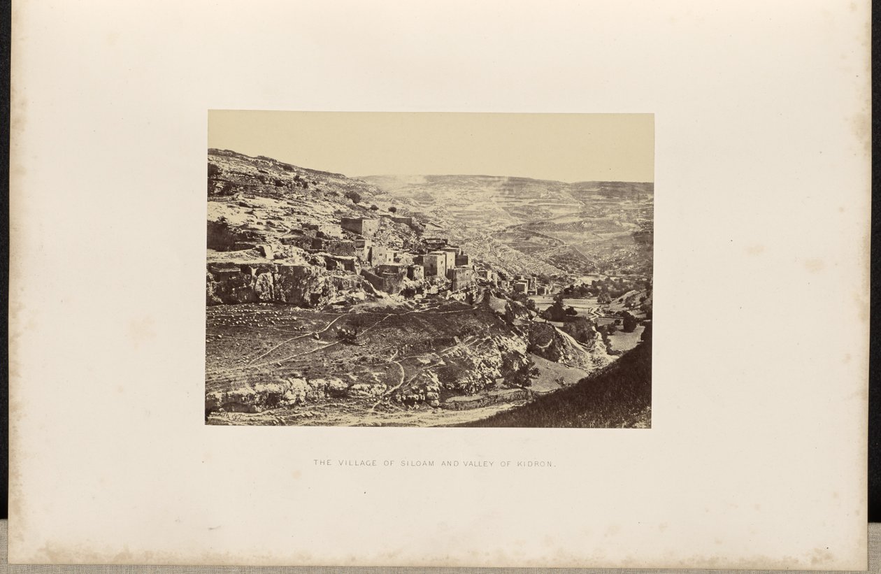 Das Dorf Siloam und das Kidrontal von Francis Frith