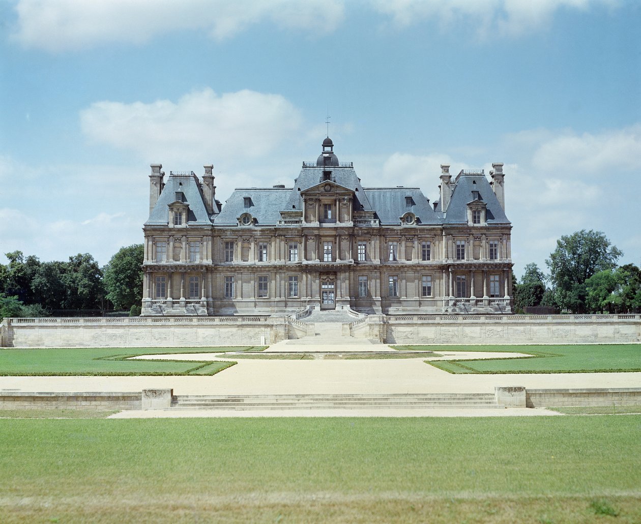 Ansicht der Ostfassade des Château de Maisons-Laffitte, gebaut 1642-51 von Francois Mansart