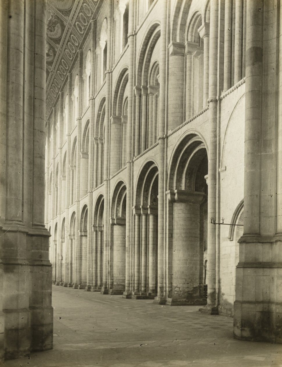 Ely-Kathedrale: Kirchenschiff unter dem Westturm von Frederick H. Evans