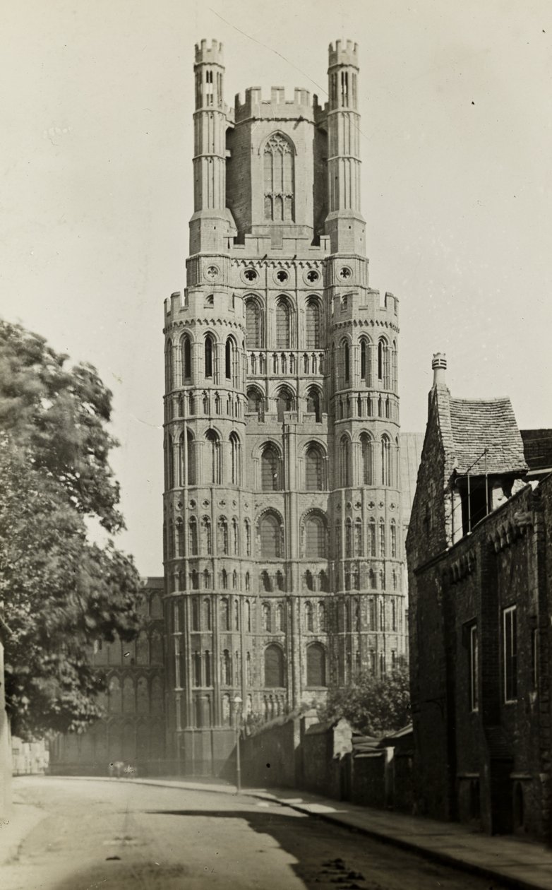 Ely-Kathedrale: Westturm von der Galerie von Frederick H. Evans