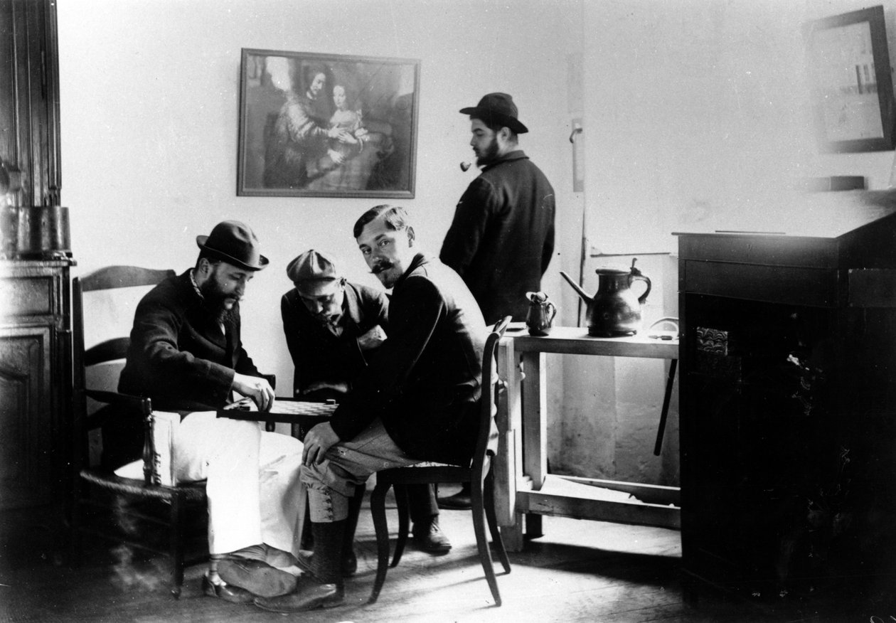 Ein Spiel von Dame im Le Relais, dem Zuhause der Familie Natanson in Villeneuve-sur-Yonne, ca. 1899 von French Photographer