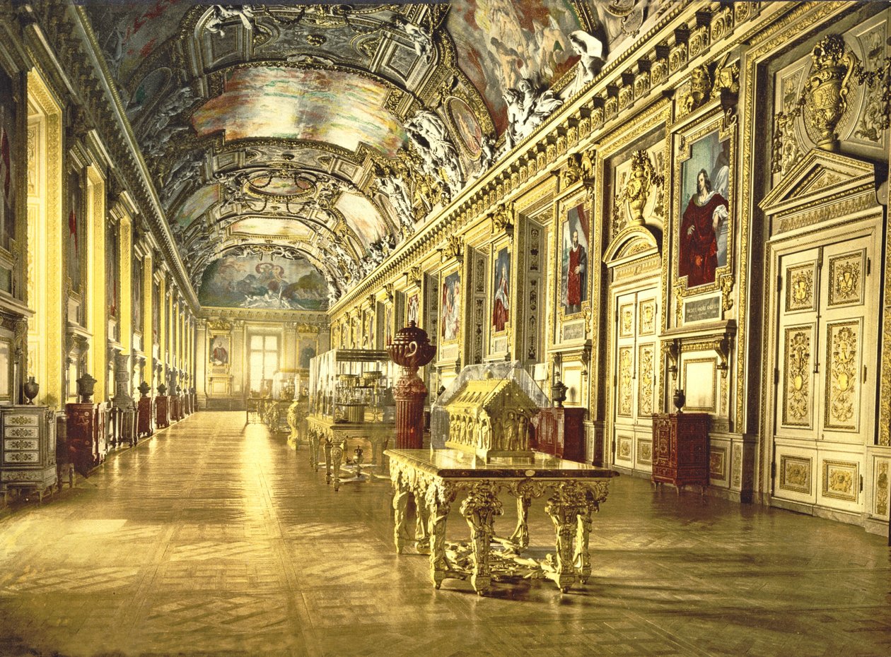 Eine Galerie im Louvre, Paris von French Photographer