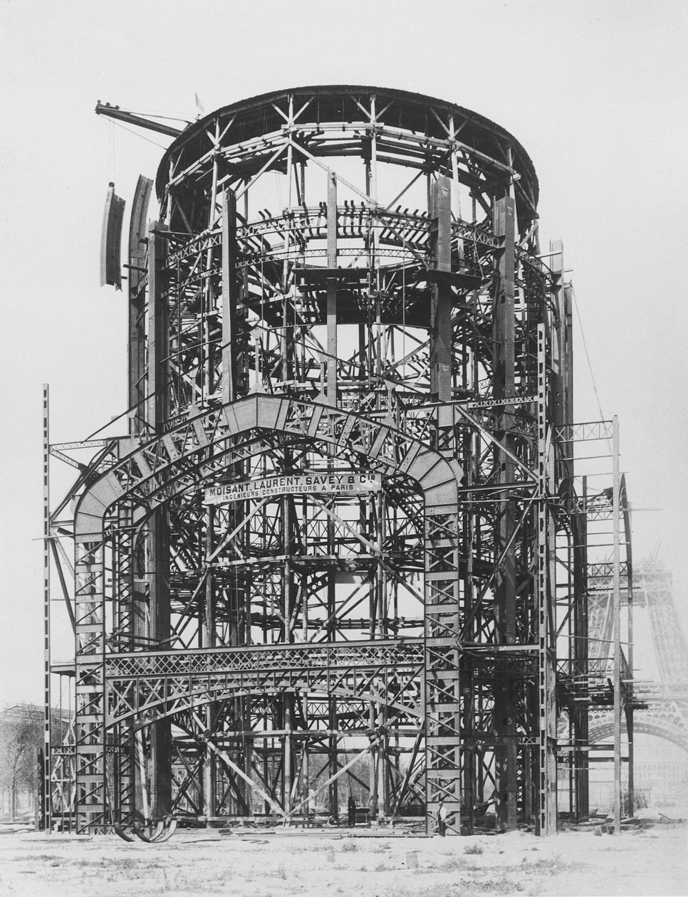 Bau der Grand Dome Central für die Weltausstellung, Paris, 1888 von French Photographer