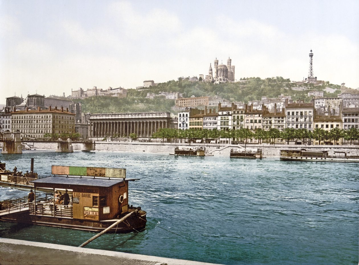 Fourvière vom St. Antoine Quay, Lyon, veröffentlicht um 1900 von French Photographer