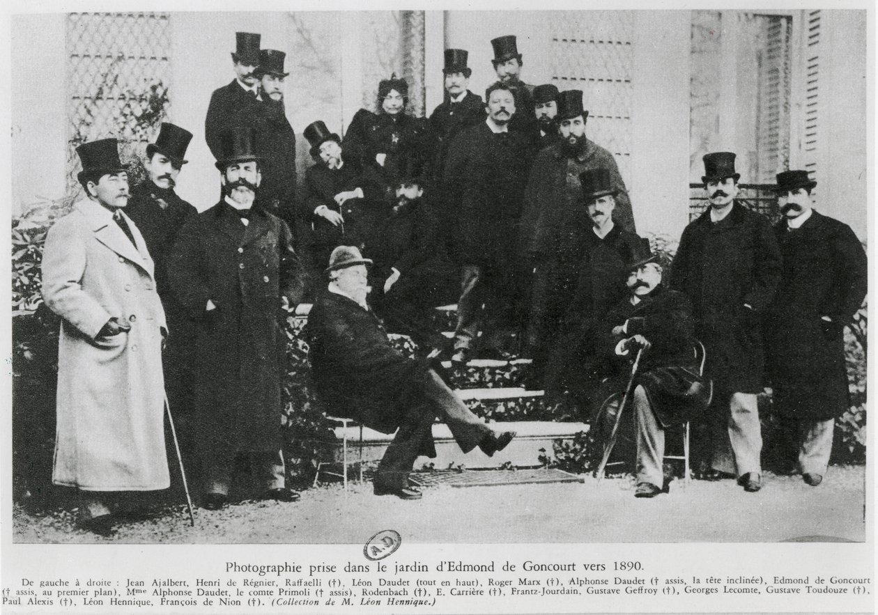 Gruppe im Garten von Edmond Huot de Goncourt, ca. 1890 von French Photographer