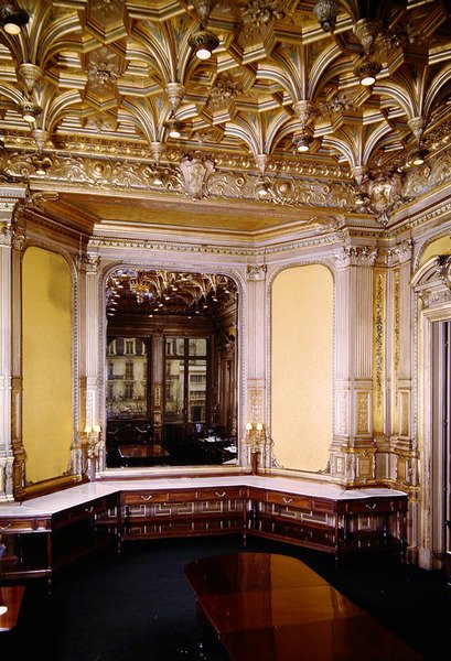 La Paivas Schlafzimmer im Hotel de Paiva von French Photographer