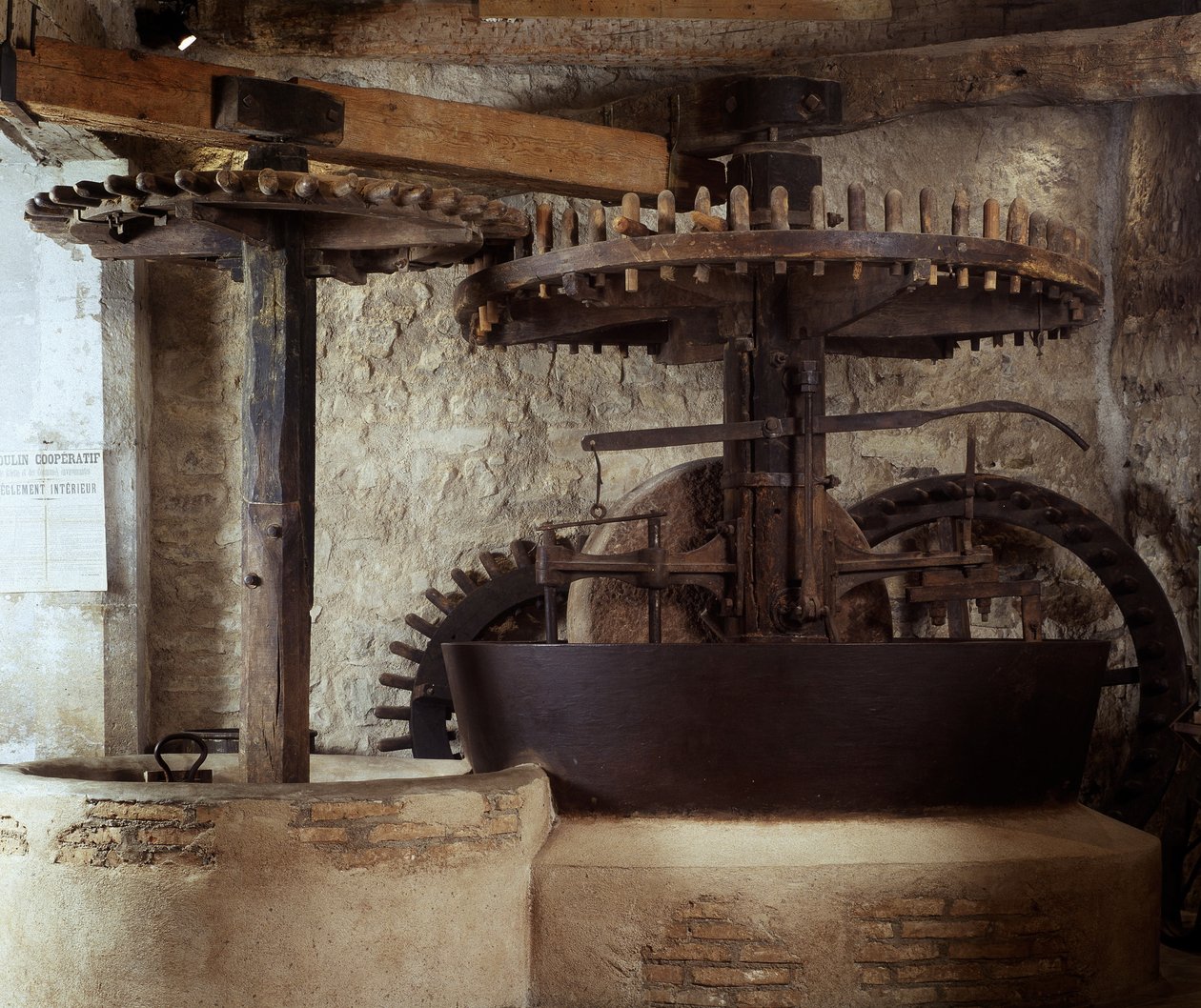 Olivenölmühle aus dem 18. Jahrhundert in Draguignan. Museum für Kunst und Volkstraditionen der Mittelprovence von French School
