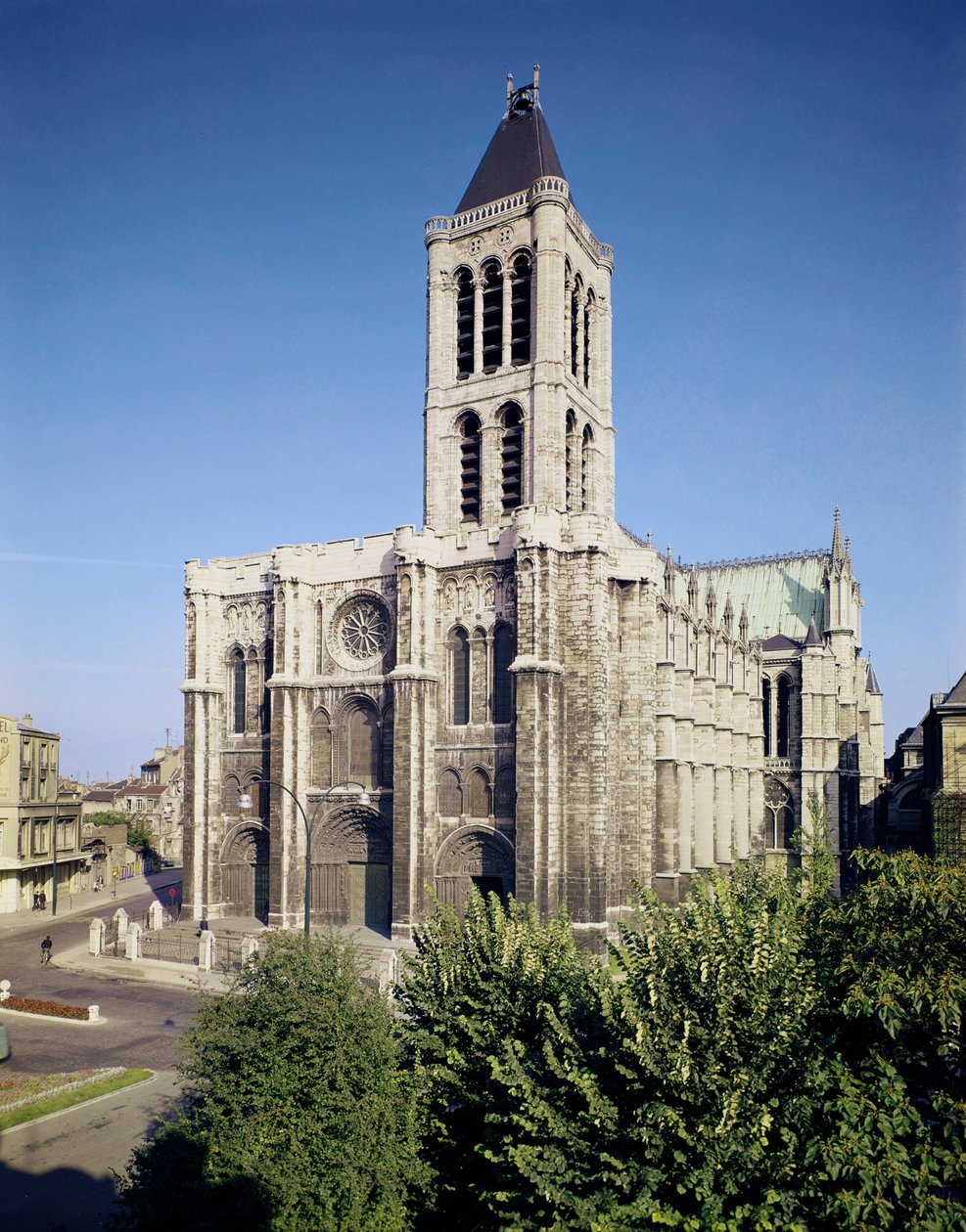 Außenansicht von Südwesten, 1122-1281 von French School