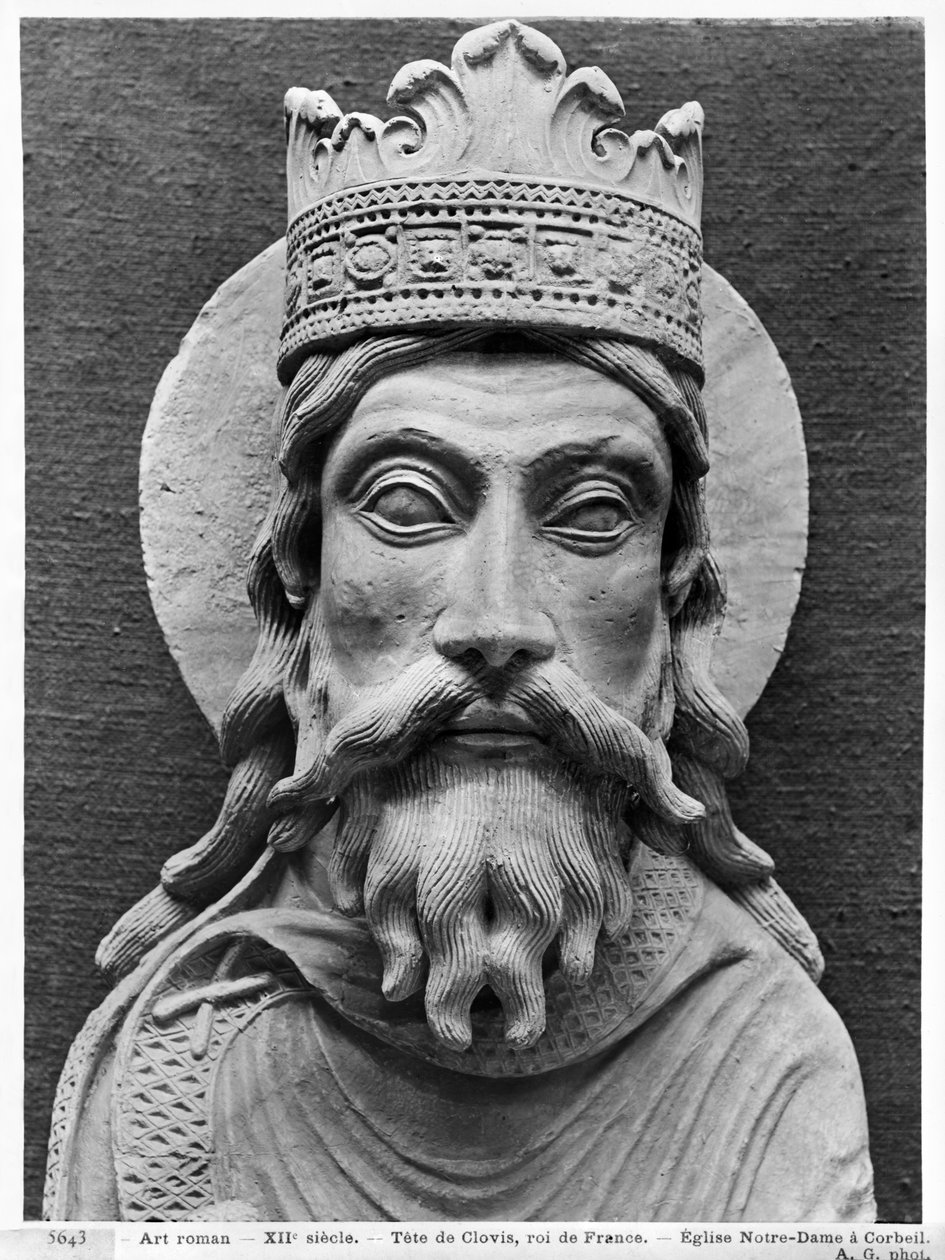 Kopf von Chlodwig I., aus der Kirche Notre-Dame von Corbeil (Gipsabguss) (Detail) von French School